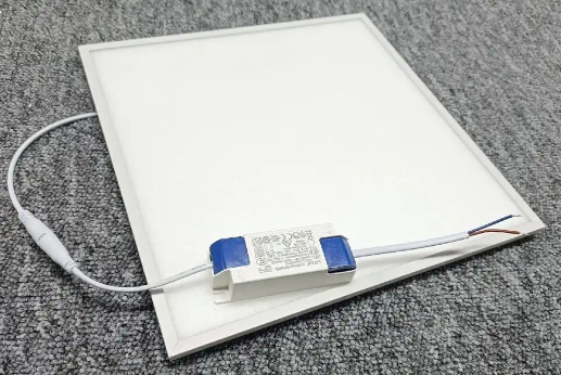 led面板?060与电(sh)?png